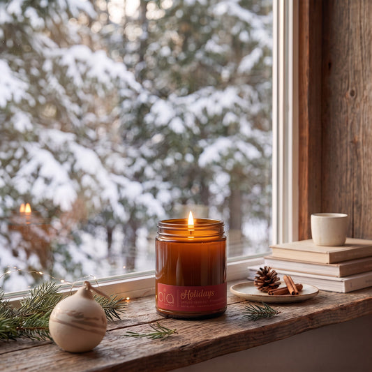 "Holidays" Soy Candle — Cinnamon, Orange & Pine